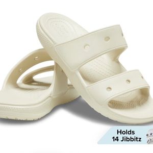 NWT Crocs Classic Sandal in Bone m9/w11